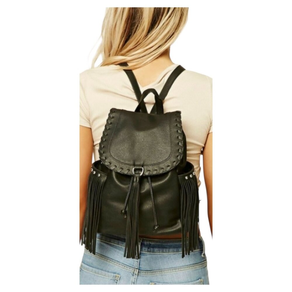 🌵FOREVER 21 BLACK BOHO FRINGE WESTERN WITH STUDS BACKPACK